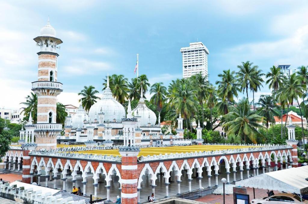 Zamburger Bangsar Hotel